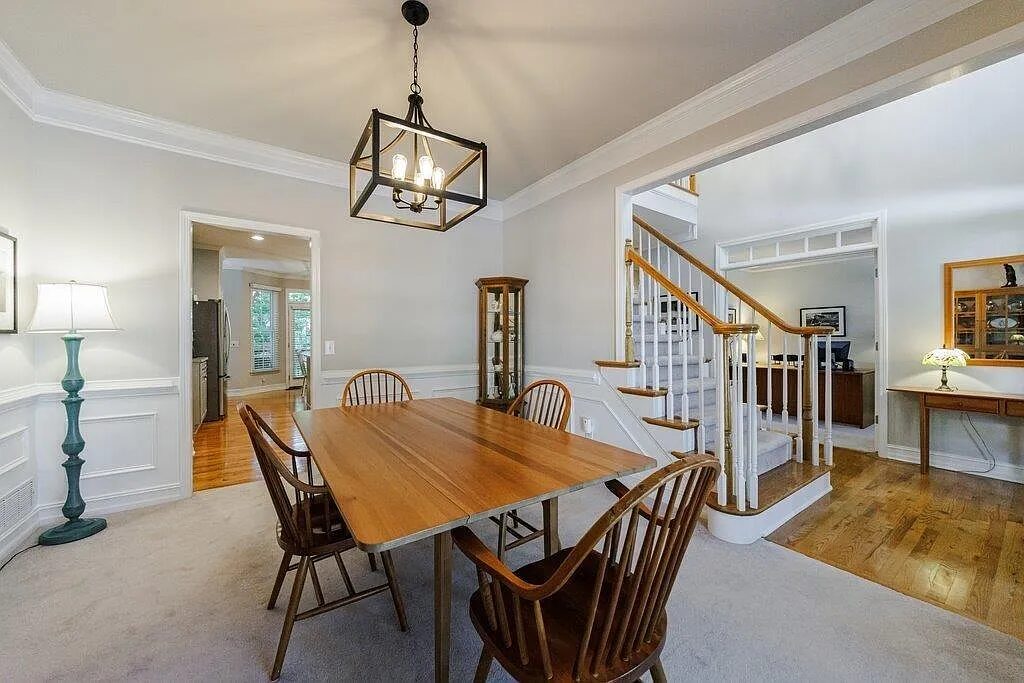Dining room and staircase